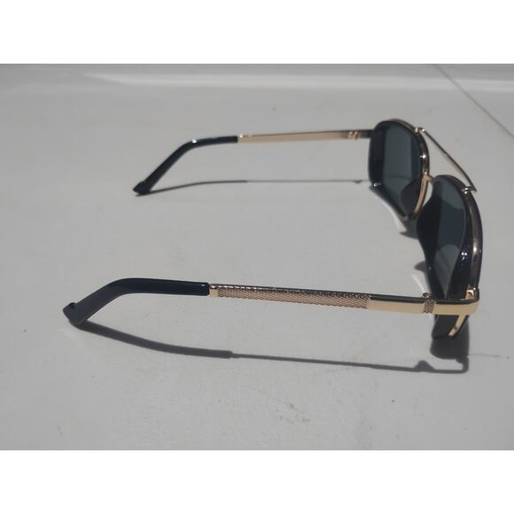 Unbranded Unisex Adult Sunglasses New Never Been Used Gold Frame Black Lenses - Picture 2 of 6